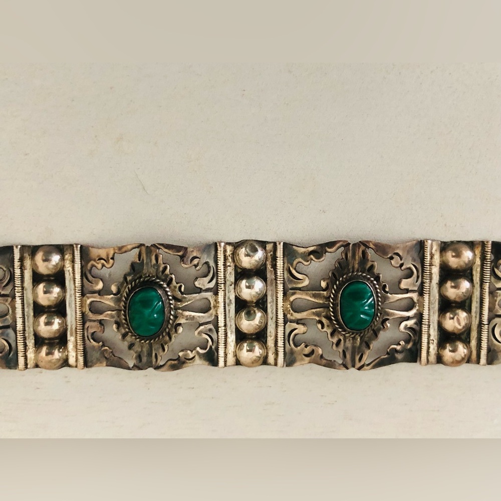 Beautiful Pre Eagle 1940’s Mexican 4 Panel Aztec Face Design - Sterling Bracelet - Picture 9 of 14
